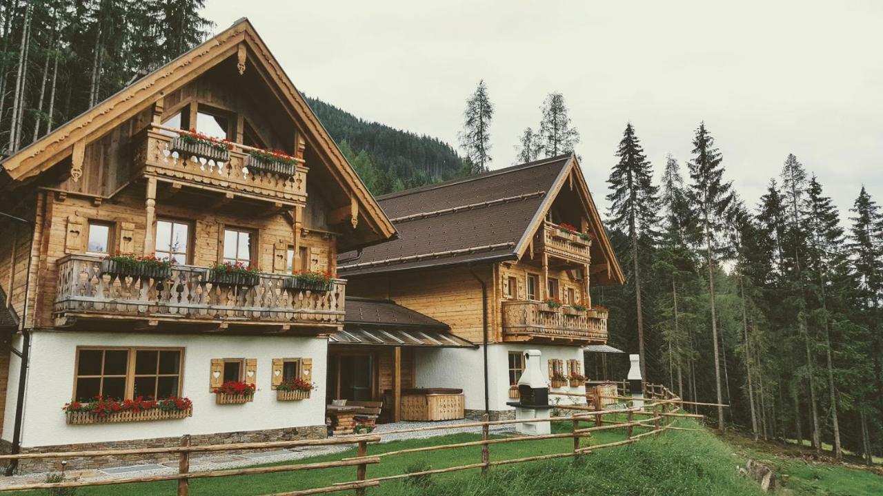 Chalets Almidylle Санкт-Мартин-ам-Тенненгебирге Экстерьер фото