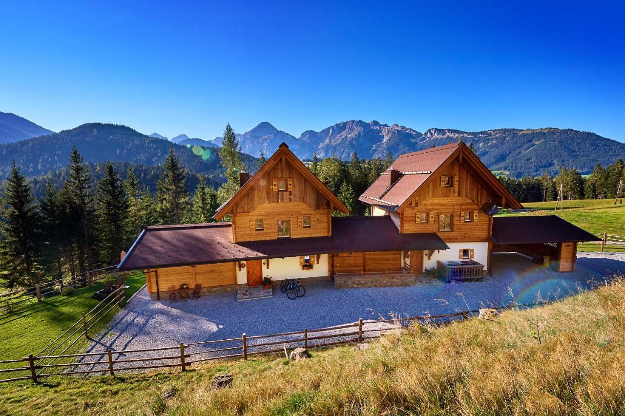 Chalets Almidylle Санкт-Мартин-ам-Тенненгебирге Экстерьер фото